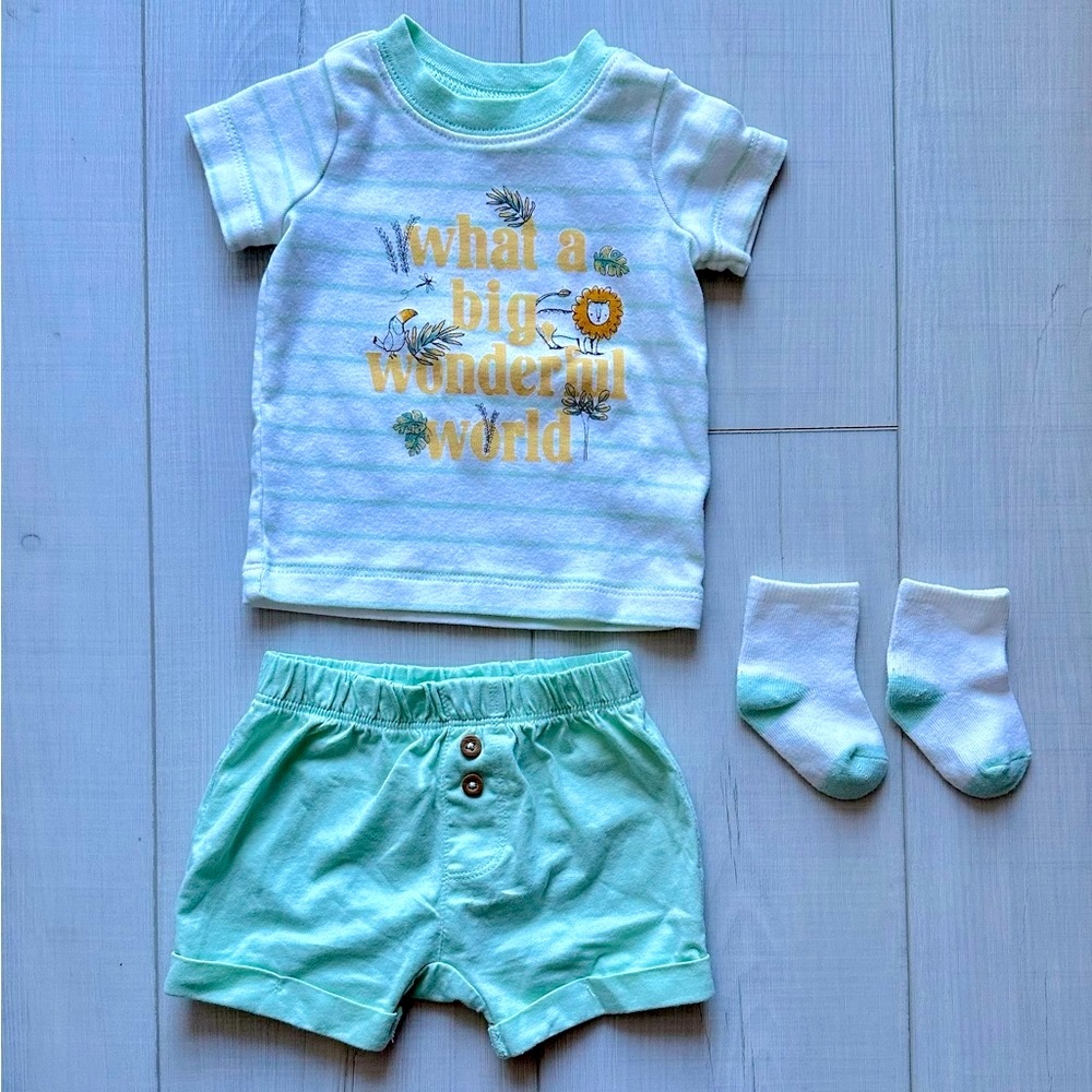 Carters 3-piece green short set -3M